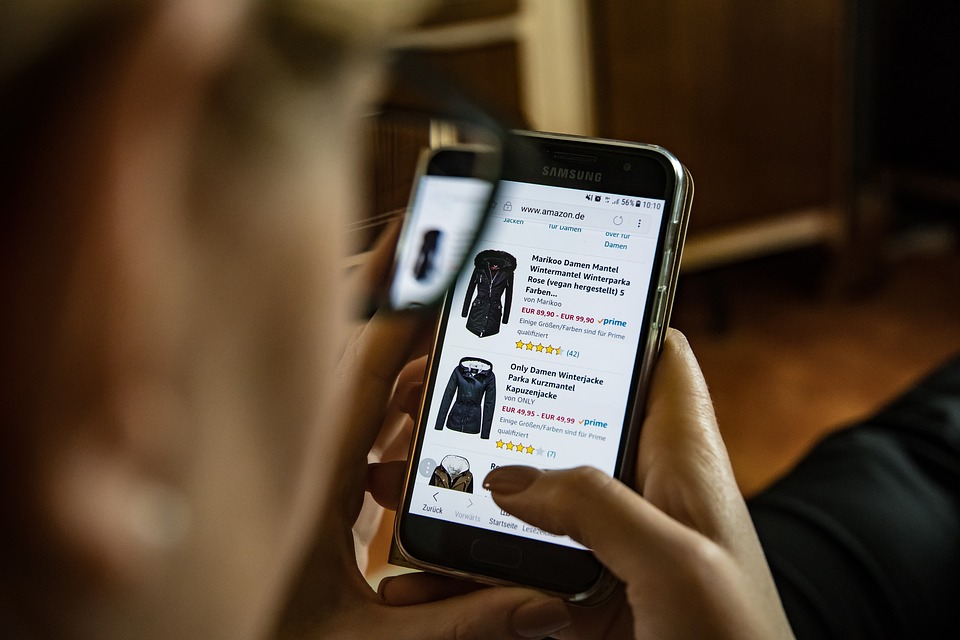 Perchè fare shopping con Paypal conviene - Shoppics.com