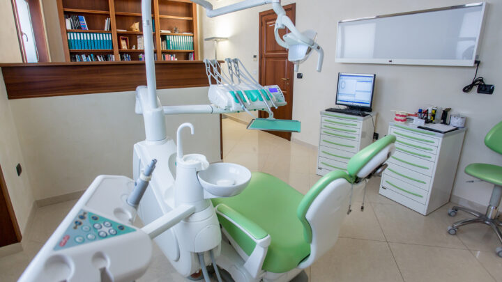 Mobili per lo studio odontoiatrico: come scegliere