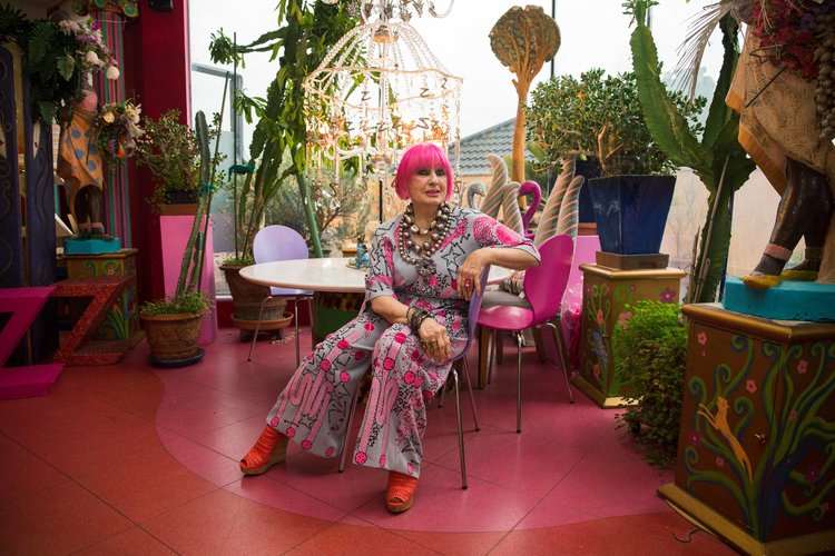 Catalogo Ikea, a tutto colore con Zandra Rhodes