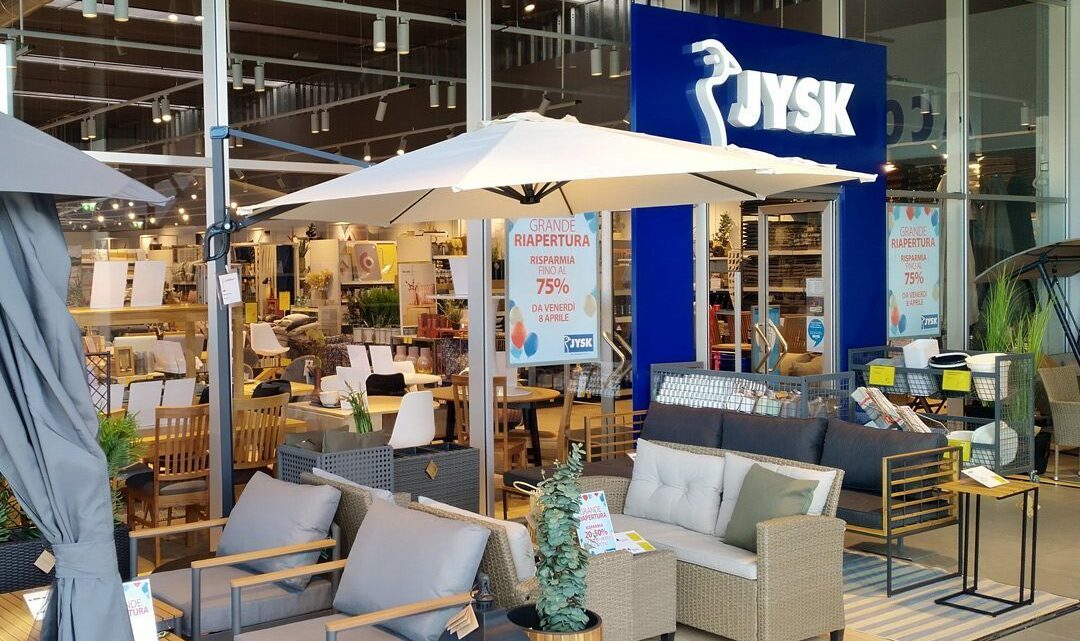 Ikea: arriva in Italia JYSK, la risposta danese al colosso del mobile svedese